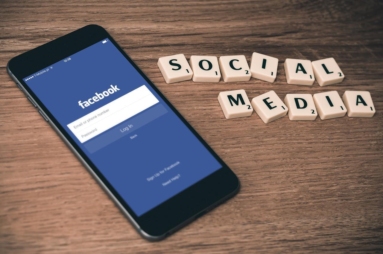 Dashboard showing Facebook hashtag performance analytics with engagement metrics highlighted