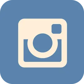 Instagram Profil QR-Code auf Smartphone-Bildschirm mit sofortiger Kontoteilungs-Oberfläche und Follower-Wachstumsanalysen